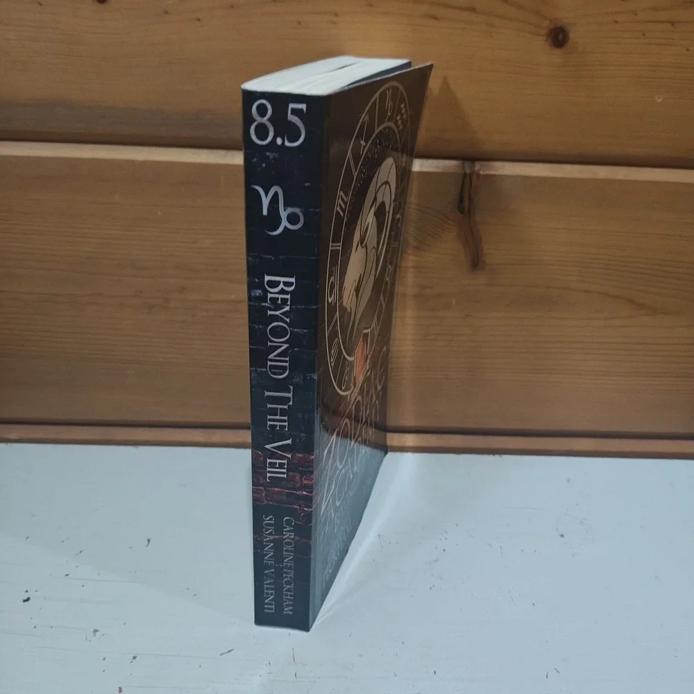 Zodiac Academy 8.5: Beyond - Paperback, Peckham Caroline; Valenti 9781914425875